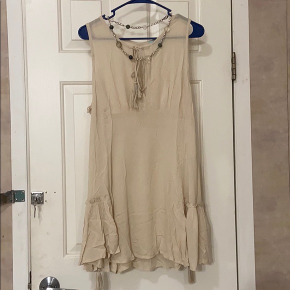 She & sky dress - Picture 1 of 3